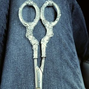 Antique/Vintage sterling Grapevine sewing scissors